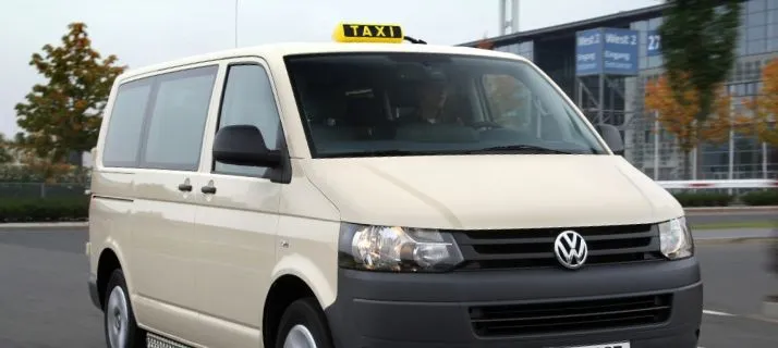 VW T7 Caravelle Fahrzeugbild